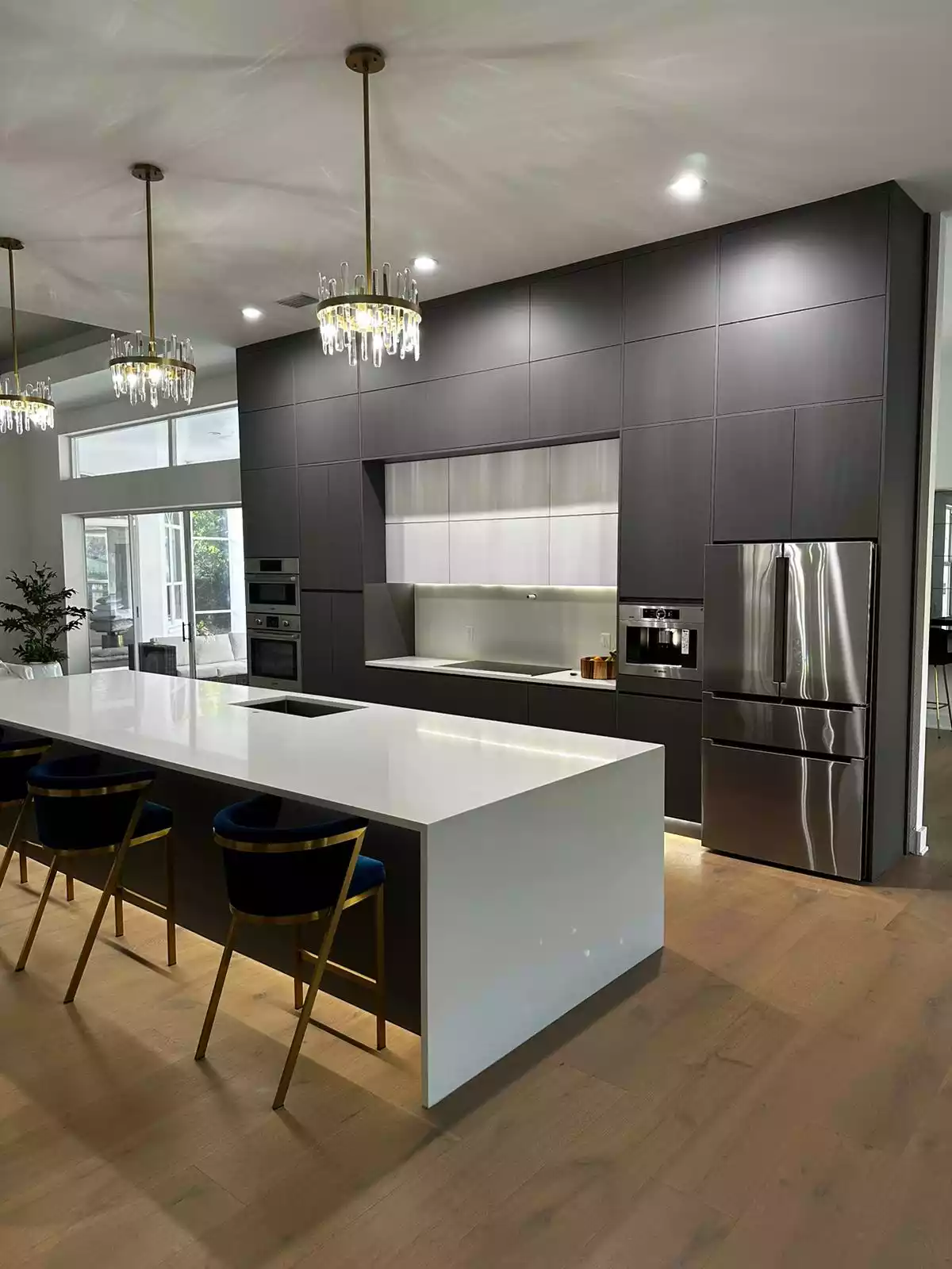 euro-modern-cabinetry-07-1